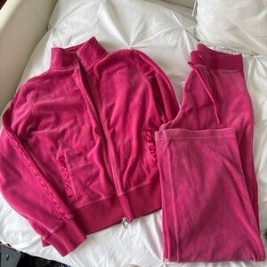 hot pink velour track set 💖